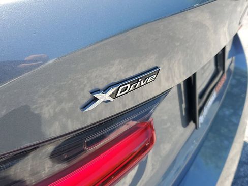 Used 2025 BMW 330i xDrive Sedan image 9