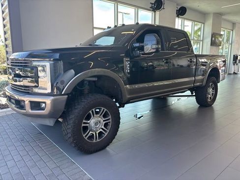Used 2019 Ford F250 King Ranch w/ King Ranch Ultimate Package AWD/4WD image 5