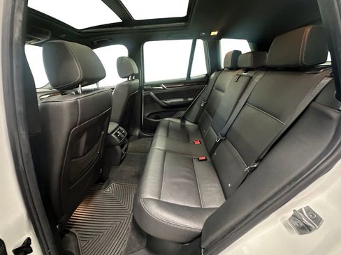 Used 2017 BMW X3 xDrive28i image 12