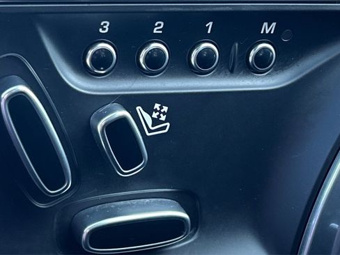 Used 2020 Jaguar F-TYPE Convertible image 33