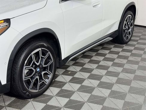 Used 2025 BMW X1 xDrive28i w/ Convenience Package image 13