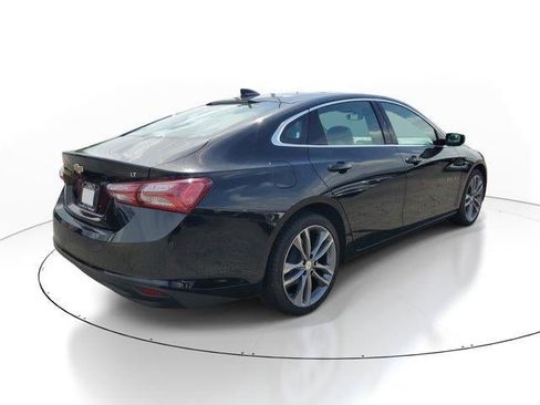 Used 2024 Chevrolet Malibu LT FWD image 3