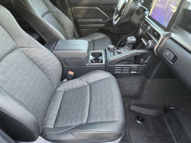 Used 2026 Toyota 4Runner TRD Off-Road Premium w/ Tow Technology Package AWD/4WD image 13