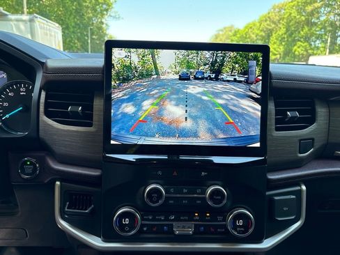 Used 2024 Ford Expedition Max Limited RWD image 18