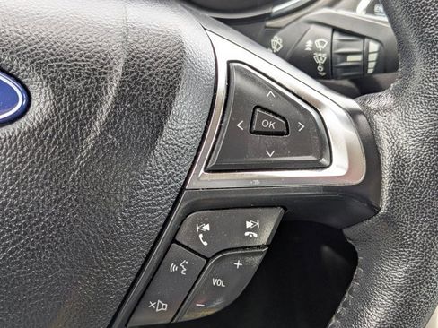 Used 2020 Ford Fusion SEL image 15