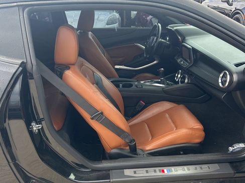Used 2019 Chevrolet Camaro SS w/ LPO, Ground Effects Package RWD image 6