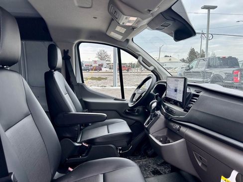 New 2026 Ford Transit 250 Low Roof image 18