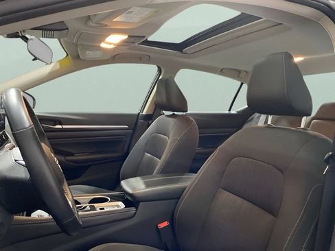Certified 2023 Nissan Altima 2.5 SV w/ SV Premium Package AWD/4WD image 22