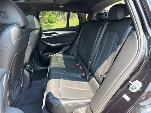 Used 2025 BMW X4 xDrive30i w/ Premium Package AWD/4WD image 27