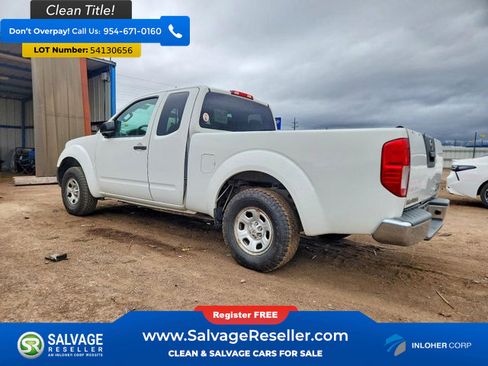 Used 2015 Nissan Frontier S RWD image 3