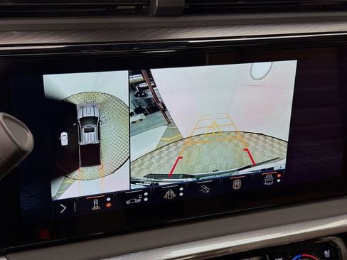 Used 2025 GMC Sierra 2500 Denali Ultimate w/ LPO, GMC Protection Package image 17