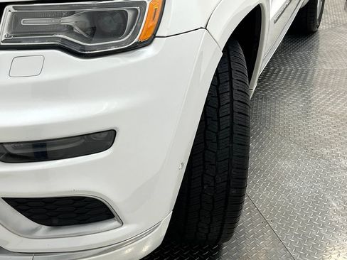 Used 2018 Jeep Grand Cherokee Summit w/ Platinum Series Group AWD/4WD image 41