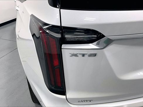 Used 2021 Cadillac XT6 Sport w/ Platinum Package AWD/4WD image 32