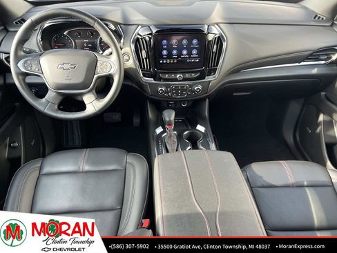 Certified 2023 Chevrolet Traverse RS w/ LPO, Floor Liner Package image 15