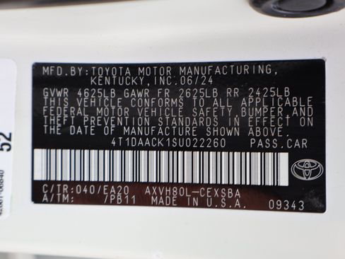 Used 2025 Toyota Camry SE FWD image 41