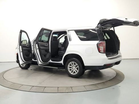 Used 2023 Chevrolet Tahoe LT AWD/4WD image 13