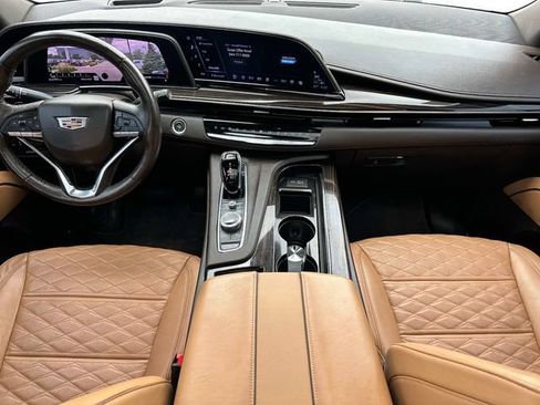 Used 2022 Cadillac Escalade ESV Sport w/ Touring Package AWD/4WD image 14