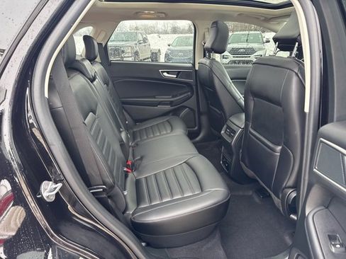 Used 2024 Ford Edge SEL w/ Convenience Package image 15