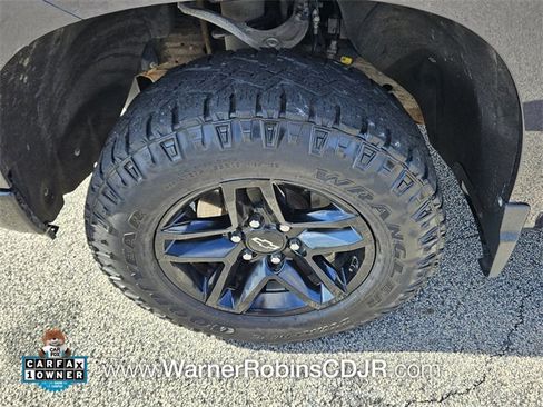 Used 2022 Chevrolet Silverado 1500 Custom Trail Boss image 18