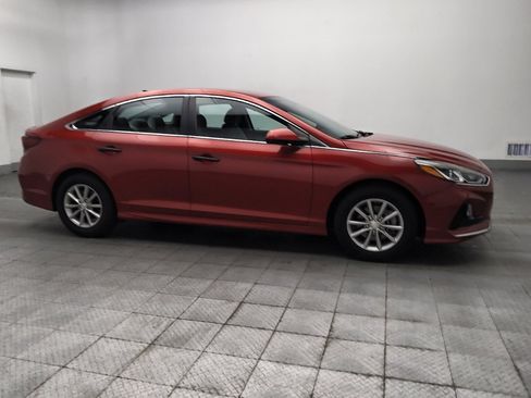 Used 2018 Hyundai Sonata SE FWD image 11