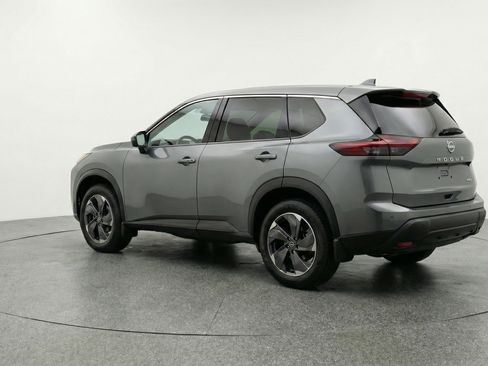 Used 2025 Nissan Rogue SV FWD image 6