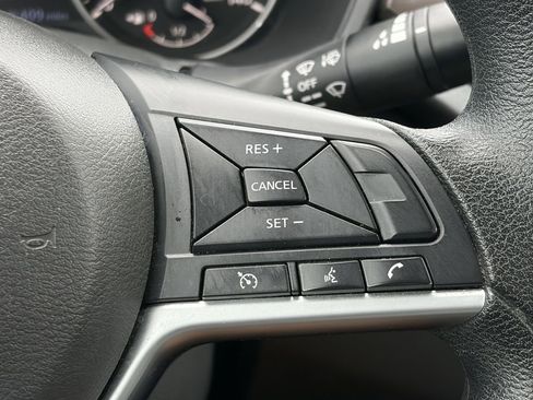 Used 2024 Nissan Altima 2.5 SV FWD image 19