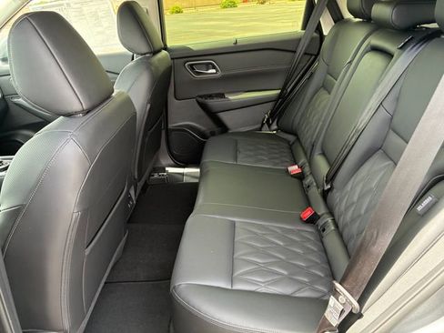 New 2026 Nissan Rogue Platinum w/ Platinum Premium Package AWD/4WD image 27