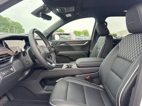 New 2026 GMC Acadia Denali w/ Super Cruise Package FWD image 14