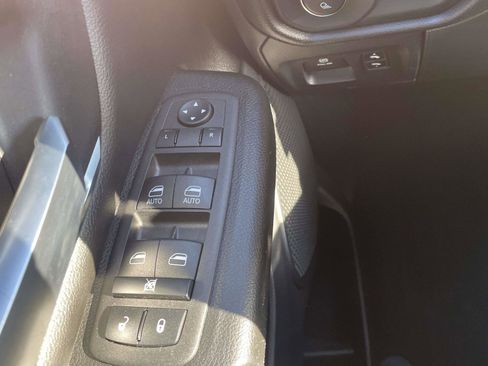 Used 2024 RAM 1500 Big Horn image 10