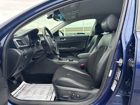 Used 2019 Kia Optima S FWD image 25