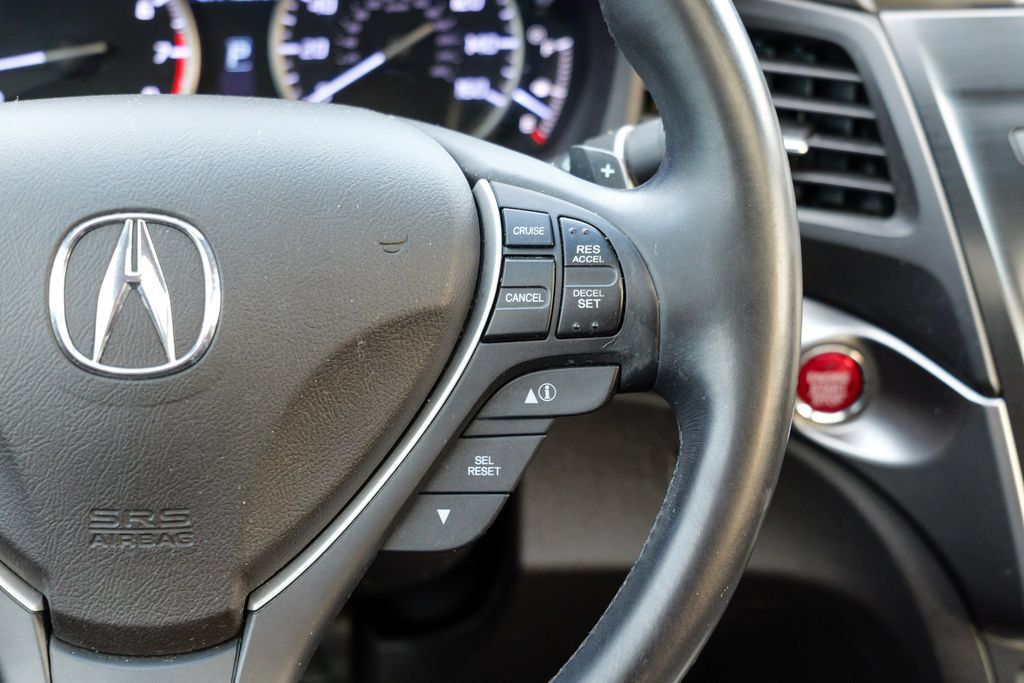 Used 2015 Acura ILX w/ Premium Package FWD image 43