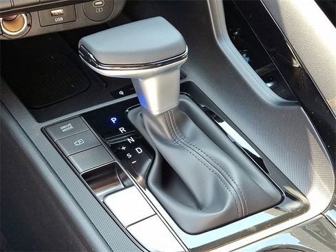 New 2025 Hyundai Elantra SEL image 8