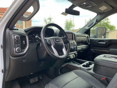 Certified 2022 GMC Sierra 2500 SLT w/ SLT Premium Package AWD/4WD image 20