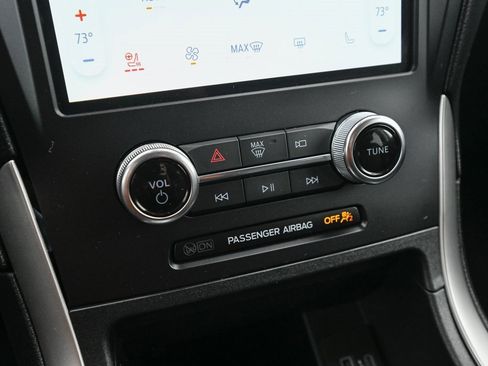 Certified 2024 Ford Edge SEL w/ Convenience Package image 36