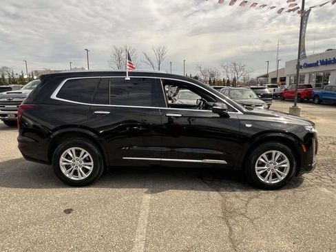 Used 2023 Cadillac XT6 Luxury image 4