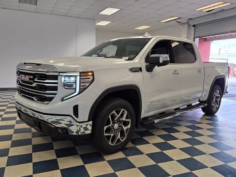 New 2026 GMC Sierra 1500 SLT w/ SLT Premium Package image 3