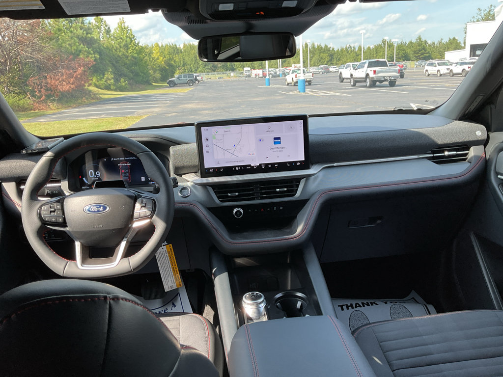 New 2026 Ford Explorer ST-Line w/ ST-Line Street Pack RWD image 17