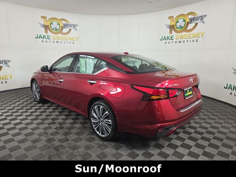 Used 2023 Nissan Altima 2.5 SL AWD/4WD image 6