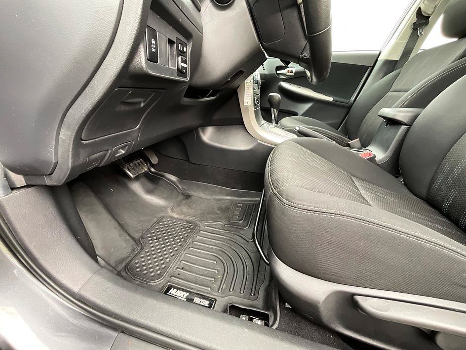 Used 2013 Toyota Corolla S w/ Premium Complete Pkg FWD image 17