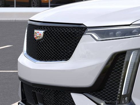 New 2025 Cadillac XT6 Sport w/ Technology Package image 44