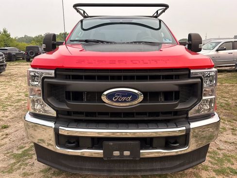 Used 2022 Ford F250 XL w/ Power Equipment Group AWD/4WD image 2
