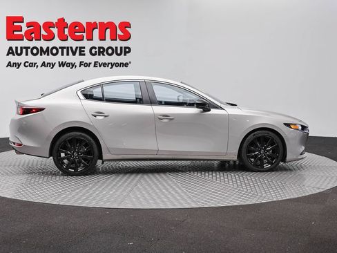 Used 2024 MAZDA MAZDA3 s FWD image 4