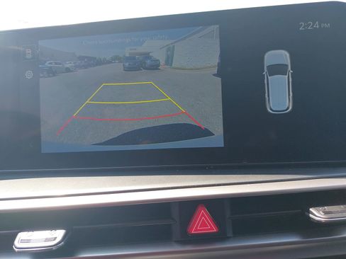 Used 2024 Kia Sorento S image 26