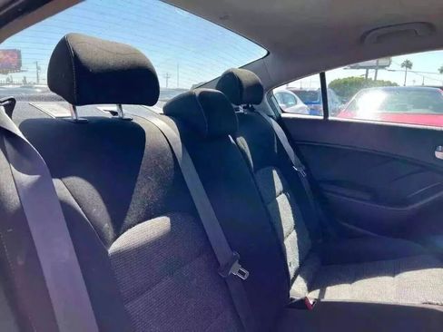 Used 2017 Kia Forte LX FWD image 20