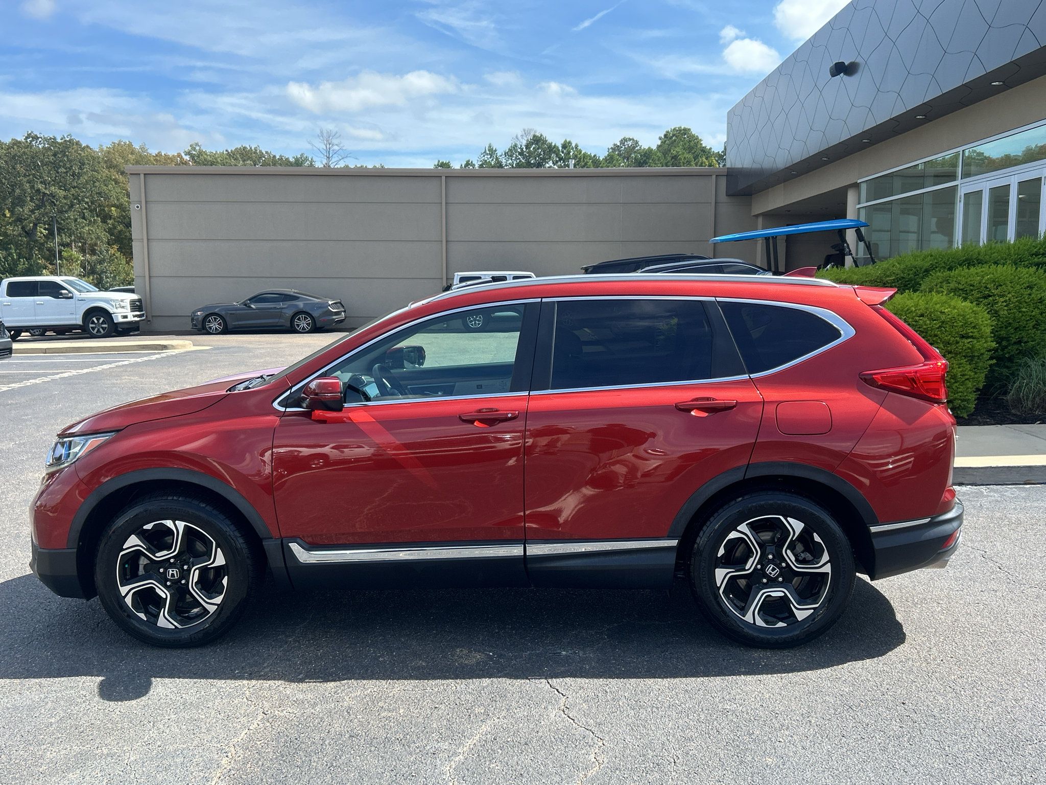 Used 2017 Honda CR-V Touring image 8