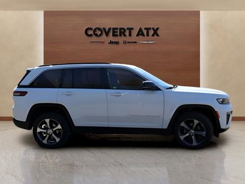 New 2026 Jeep Grand Cherokee Limited RWD image 6