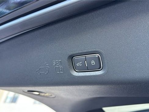 New 2025 Lincoln Navigator Reserve w/ Jet Appearance Package image 16