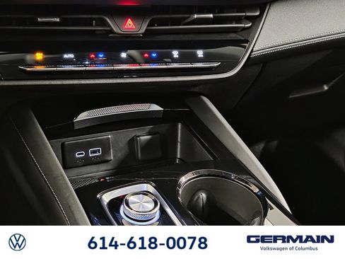 Used 2025 Buick Envision Avenir AWD/4WD image 28