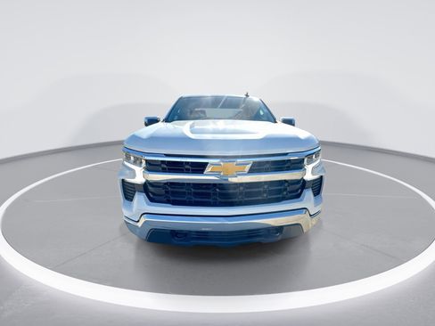 Used 2023 Chevrolet Silverado 1500 LT AWD/4WD image 3