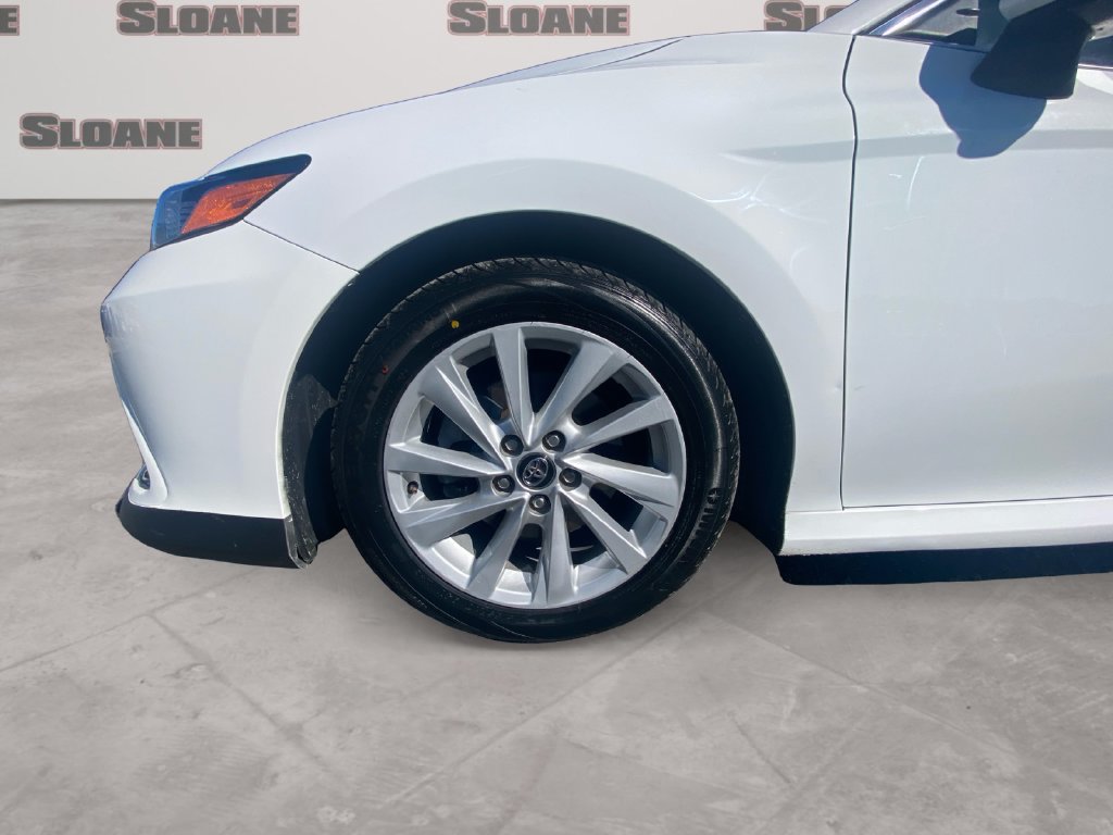 Used 2023 Toyota Camry LE FWD image 14